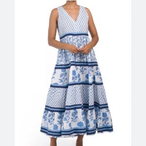 Chelsea & Theodore Tiered maxi dress size Medium